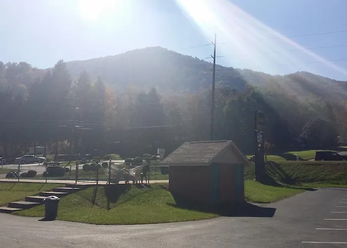 Scottish Inn Maggie Valley